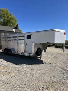 2023 Rancher TR 20' includes 4' Front Tack Compartment Rancher TR 20' includes 4' Front Tack Compartment 2023_Sundowner_Trailers_Rancher_TR_20_includes_4_Front_Tack_Compartment_StockStock_Combo_Gooseneck_Trailer_CwH2tE8ymq9j
